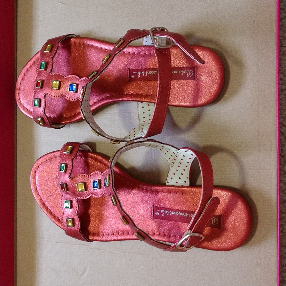 But Another Innocent Tale Red Sandals - Picture 3 of 6